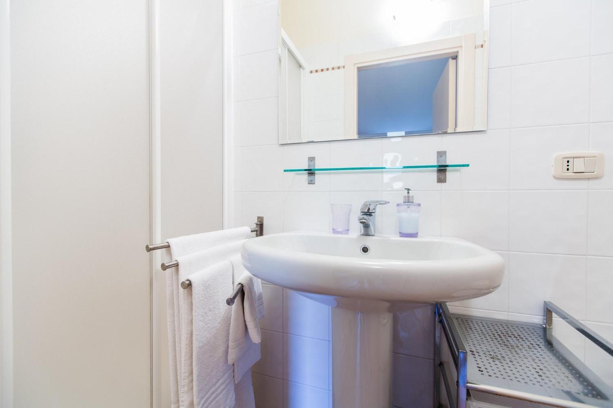 Appartamenti E Affittacamere Le Due Ruote Alberese Quarto foto