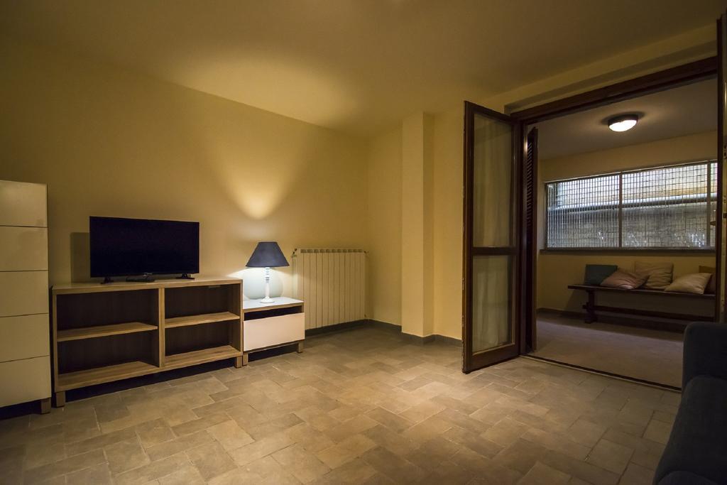 Appartamenti E Affittacamere Le Due Ruote Alberese Exterior foto